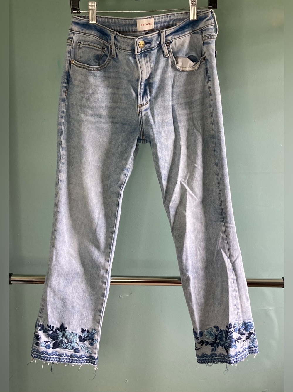 Anthropologie Driftwood Colette Embroidered Cropped Jeans Size 31